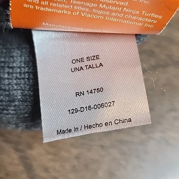 Boys Nickelodeon Teenage Mutant Ninja Turtle Beanie W/ Pom Pom, Grey - Picture 6 of 9